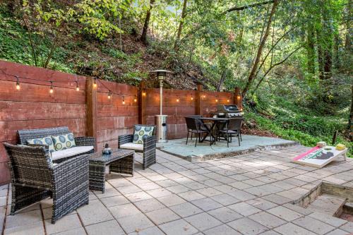 Rio Nido House | Canyon House