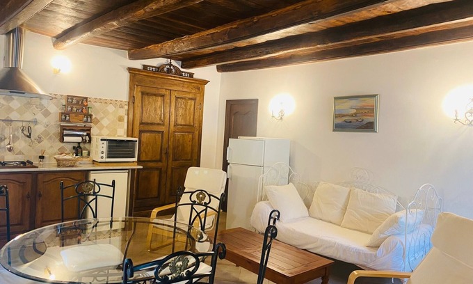 Luri Apartment | 👉 Cap Corse -30% : Bright apartment with terrace facing the Seneca tower