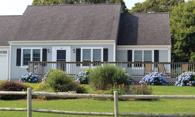 East Sandwich House | Cape Cod Escape. Peaceful home w private beach