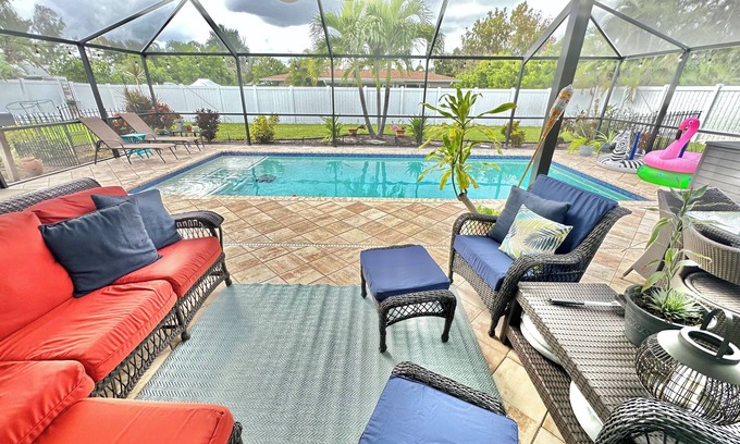 Pelican House | Cape Coral Home with Luxurious Lanai & Heated Pool! Close to Shopping & Beaches