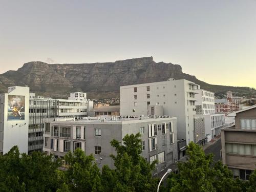 Cape Town City Centre Apartment | Cape Town City Centre apartment - no Loadshedding