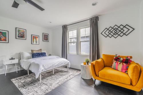 Miller Park Apartment | Capitol Hill Cutie