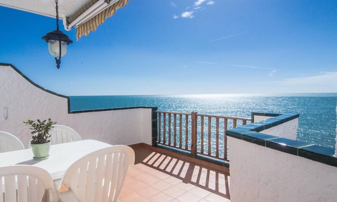 Sitges Apartment | CAPRITX DE MAR BY BLAUSITGES Terrace, pool and wifi over the sea, beautiful view