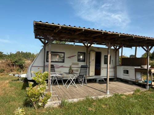 Champsac Other | Caravanne 4 Pers Vue Sur L'étang
