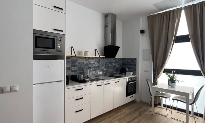 Aiora Apartment | Carbonell II apartment, modern apartment close to the beach and La Marina of Valencia