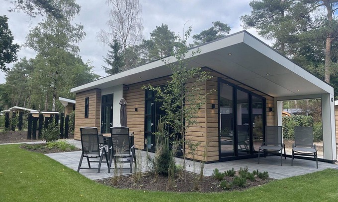 Wekerom House | Carefree enjoyment in a luxury lodge with Hottub and Sauna!