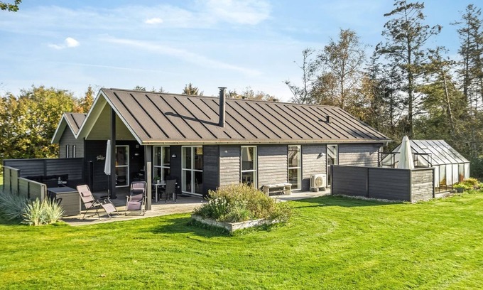 Trend House | "Carlina" - 700m to the fjord by Interhome