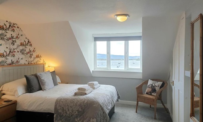 Tobermory Bed & Breakfast | Carnaburg Guesthouse