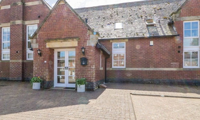 Cockermouth Cottage | CARPENTERS COTTAGE, family friendly, with a garden in Cockermouth