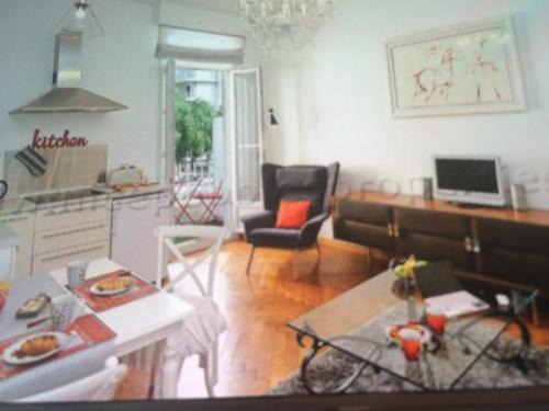 Jean-Medecin Apartment | Carre d or