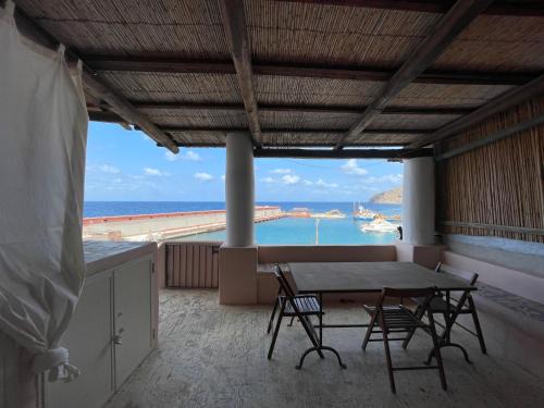 Malfa House | Casa Agave - villetta sul mare a Salina, Isole Eolie