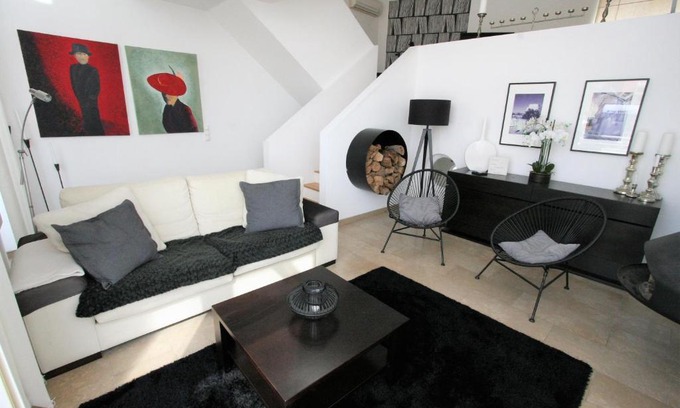 Ferragudo House | Casa Ameixeira
