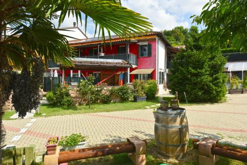 Castello di Annone Apartment | CASA APPARTAMENTO VACANZE La fermata delle rondini