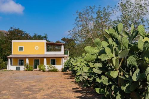 Vulcano Villa | Casa Aurelia 10 min dal Porto 5 dal Cratere