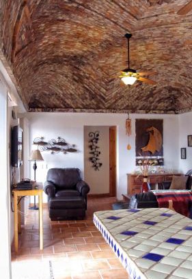 Almont House | Casa Azalea