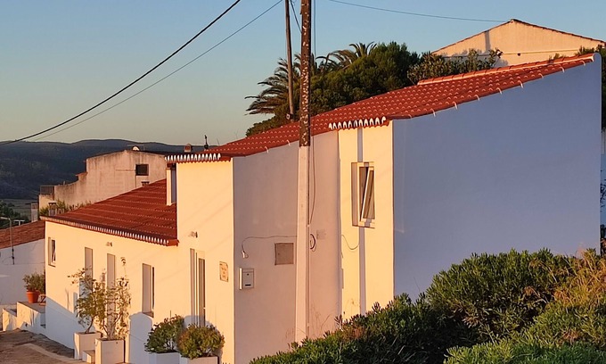 Igreja Nova House | Casa Bela Vista T1, overlooking the Aljezur floodplain