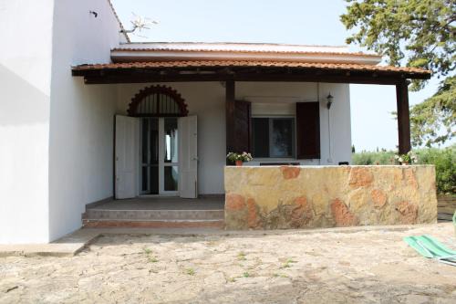 Menfi House | Casa Bouganville villetta tra le vigne e il mare