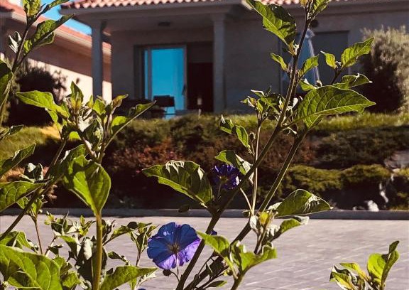 Cangas House | Casa con jardín al lado de Playa Hío