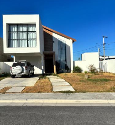 Sao Pedro da Aldeia House | Casa da Mãe São Pedro