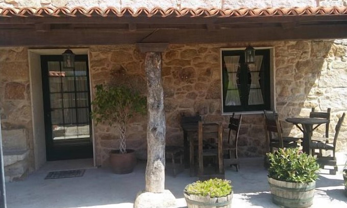 Meis Cottage | Casa da Sobreira for 6 people