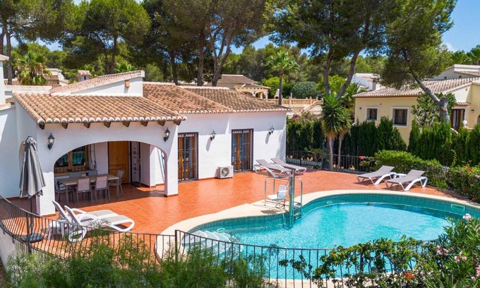 Media Luna Villa | Casa de la Risa