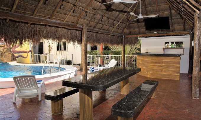 San Miguel House | Casa de Mario 6 (Shared Pool)