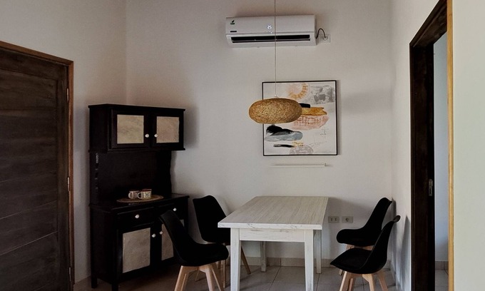 Itaugua House | Casa del Sol (brand new) NEW
