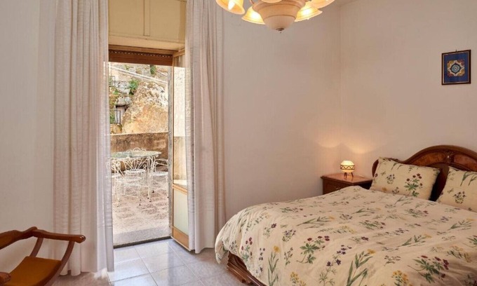 Sperlinga House | Casa della nonna - Italian Vacation