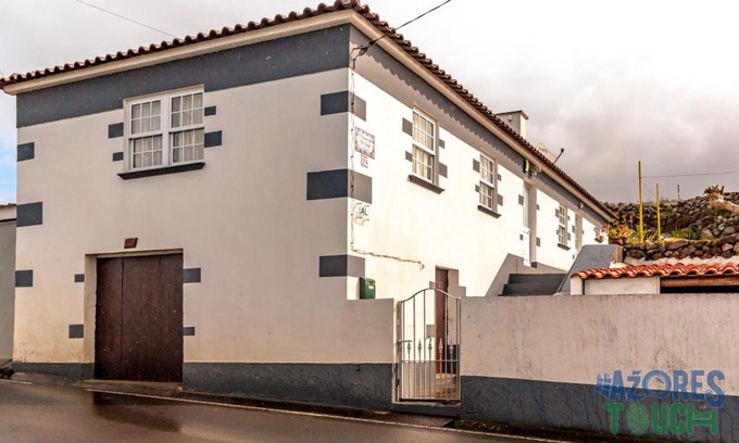Angra do Heroismo House | Casa do Tio Jose