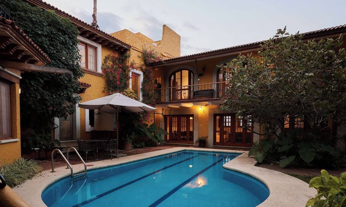 Ruta Independencia House | Casa Dos Parques Pool Garden Design Location