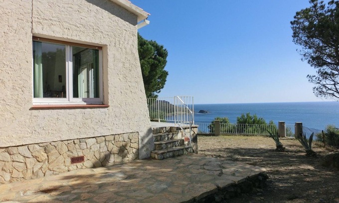 Llanca House | CASA FENOLLEDA - Casa con vistas panorámicas del mar y Cap de Creus en Llançà