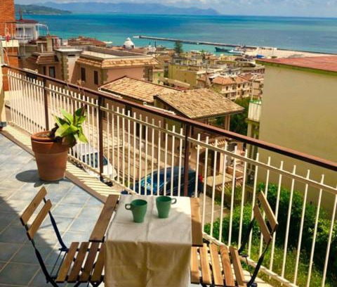 Formia Apartment | Casa Gabri, comodo appartamento in centro storico e vicino al mare