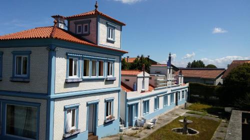 Salcidos House | casa indiana en A Guarda con piscina