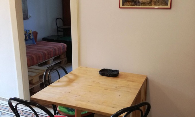 Rijeka House | Casa Jackie: rural setting a stone's throw from the center