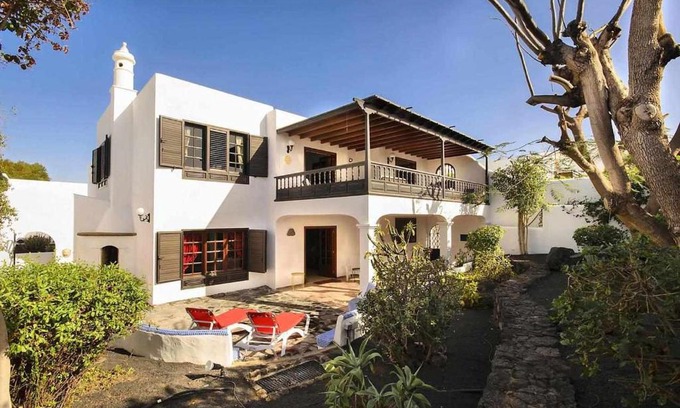 Playa del Cable Villa | Casa Jardin ideal para familias