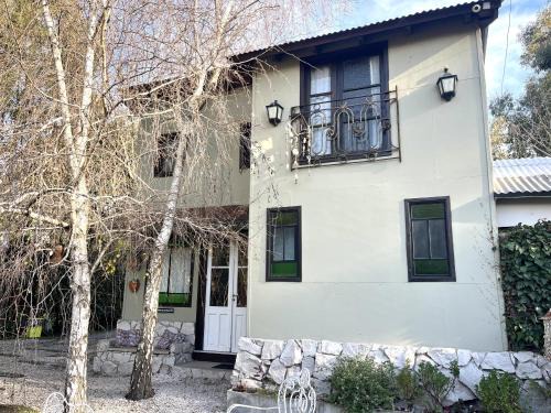 Bosque Peralta Ramos House | Casa Jazmin - Casa en complejo zona Bosque Peralta Ramos para 4 PAX - Hola Sur
