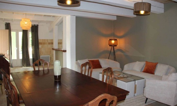 Pertuis House | Casa Kathy