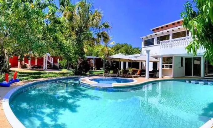 Iztapa House | Casa Las Gaviotas - Five Bedroom House, Sleeps 16