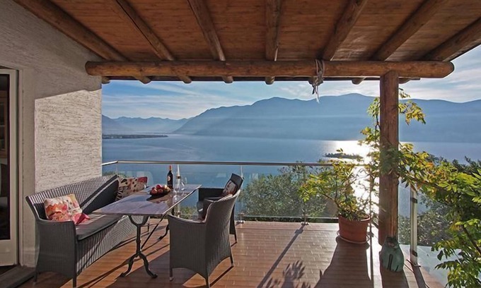 Porto Ronco Apartment | Casa Leula 2 1/2 rooms