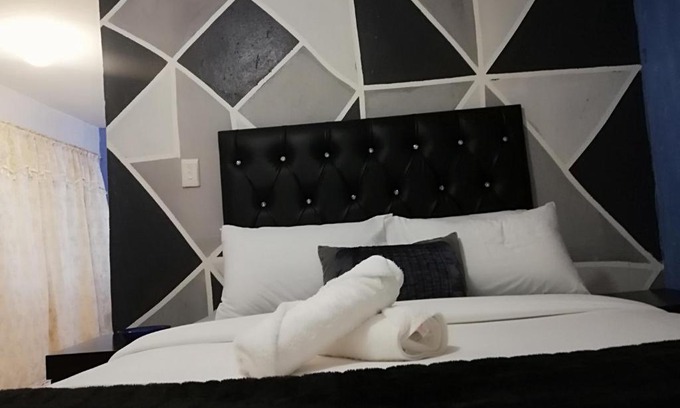 Durban North Apartment | Casa longe 2