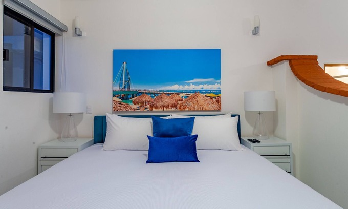 Colonia 5 de Diciembre Apartment | Casa Loro Azul PV Unit 2 NEW with Rooftop pool 1BD Studio for rent in 5 de Dicie