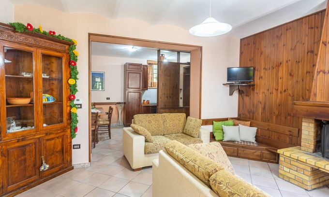 Aia di Rocco House | Casa Maja by Interhome