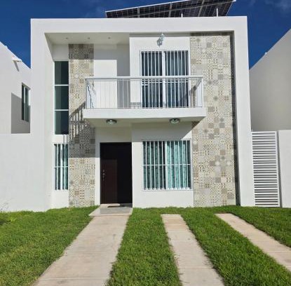Merida Municipality House | Casa Moderna en Fraccionamiento