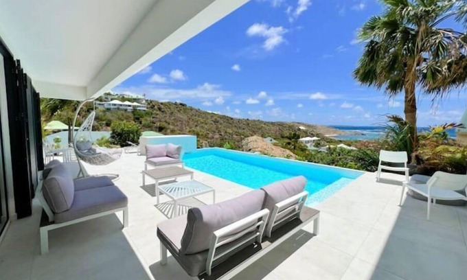 Oyster Pond House | Casa Moe
