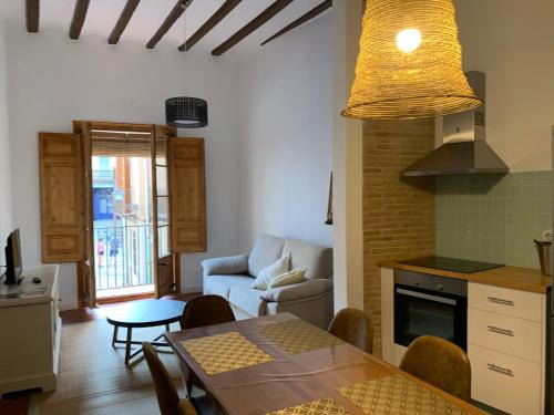 Castello d'Empuries Apartment | Casa Moner Loft edifici històric centre medieval de Castelló