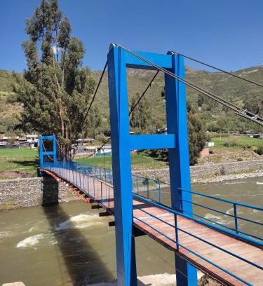 Huaraz House | casa montañista lodge & camping