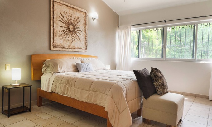 Crucecita House | Casa Nautilus - 5 minutes away from the beach