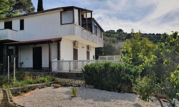 Perdifumo House | Casa Ninina