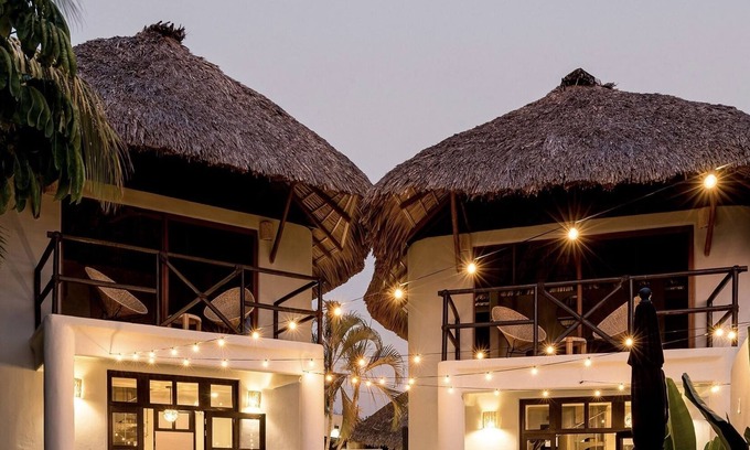 Hidalgo Villa | Casa Nopal-Private Pool, Steps to Beach-Now Open!
