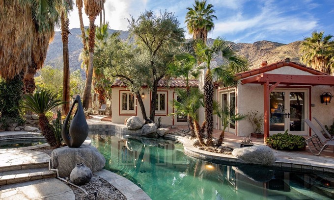 Historic Tennis Club House | Casa Papagayos Historic Tennis Tennis Club New Listing